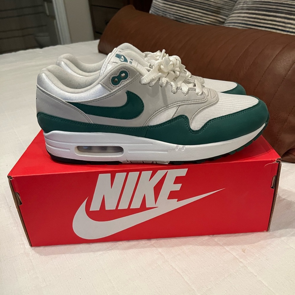 Nike Air Max 1. Green & white. Basically new. Worn a few times.